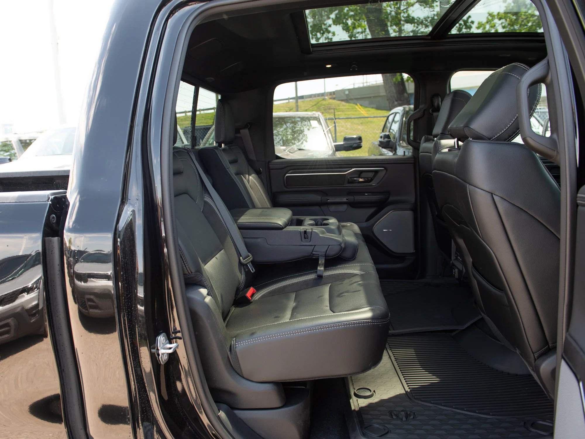 New 2026 Black RAM Sport* image 21