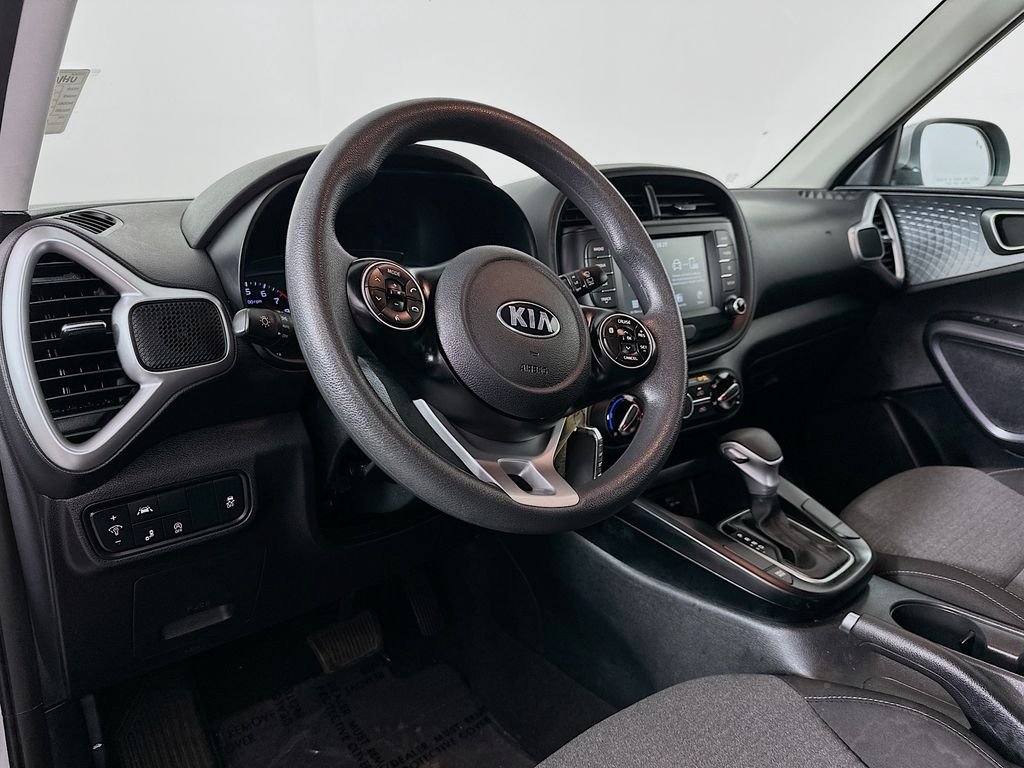 Used 2021 Sparkling Silver Kia S image 10