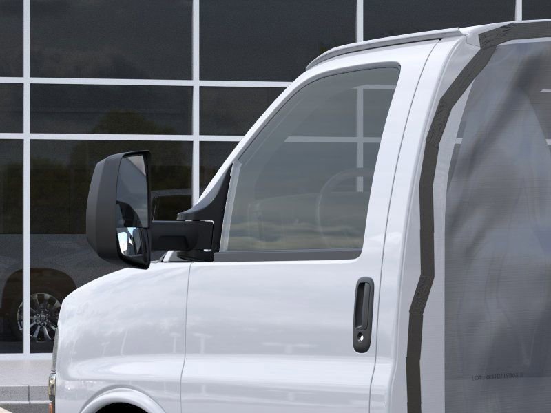 New 2026 Summit White Chevrolet 1WT image 12