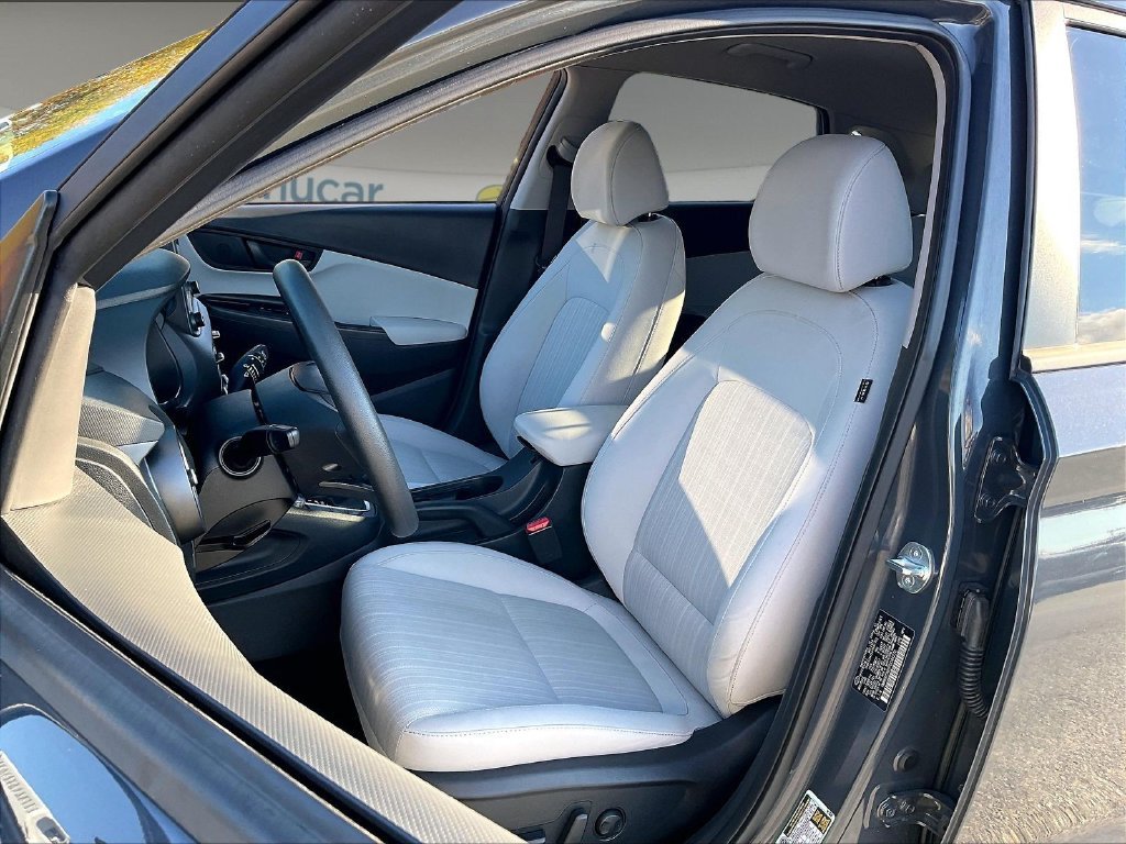 Used 2023 Ecotronic Gray Hyundai SEL image 9
