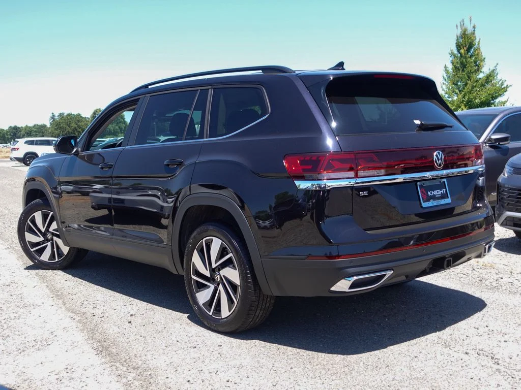 New 2026  Volkswagen SE w/Technology image 10