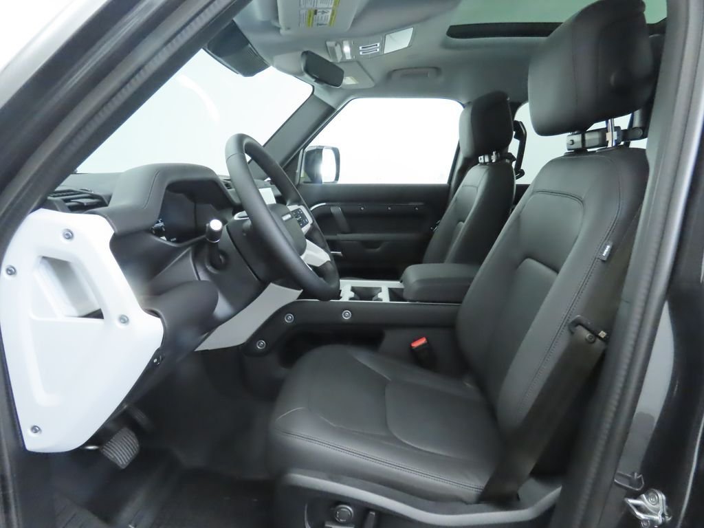Used 2025 Carpathian Grey Prem Met Land Rover S image 21