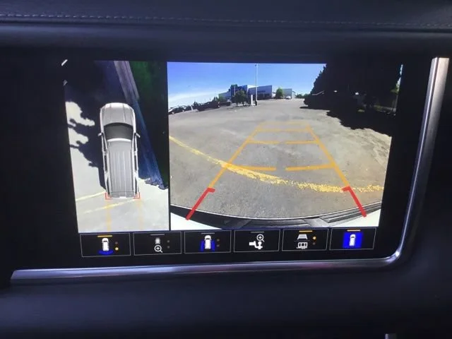 2024 GMC Yukon XL Denali - Photo 17
