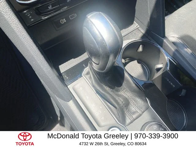 Used 2019 Silver Volkswagen SEL Premium image 20
