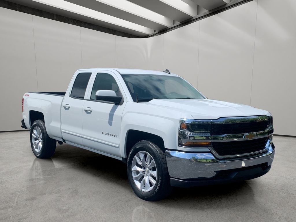 Used 2016 Summit White Chevrolet LT image 7