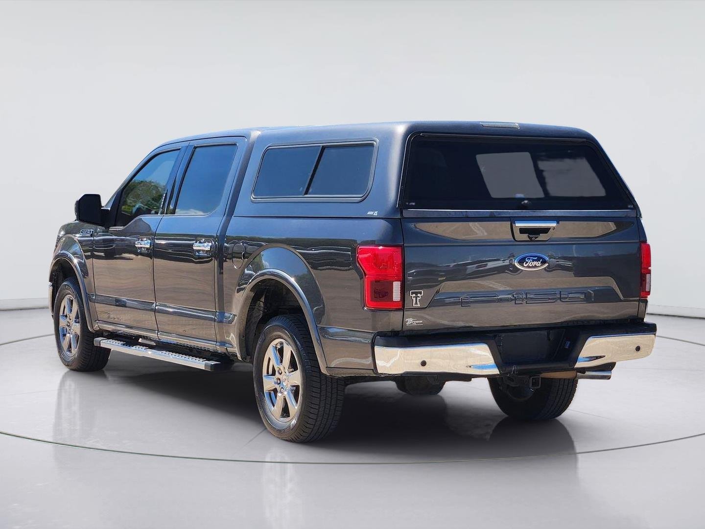 Used 2020 Magnetic FORD Lariat image 6