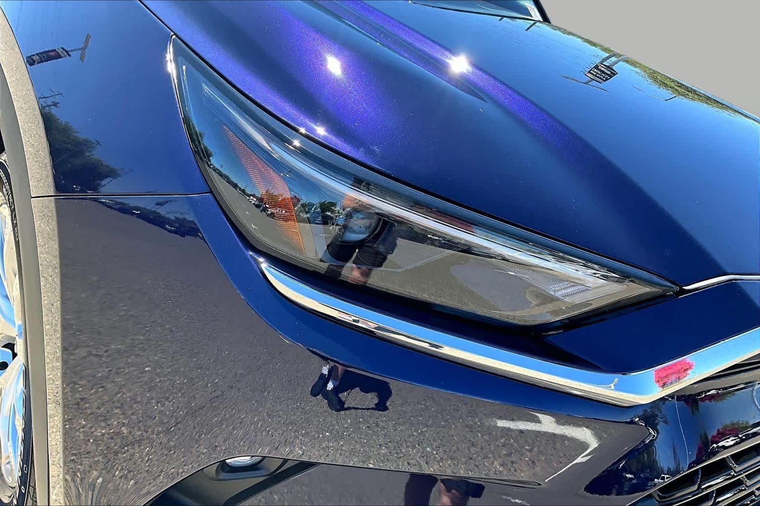 Used 2025 Blueprint Toyota Hybrid Limited image 27
