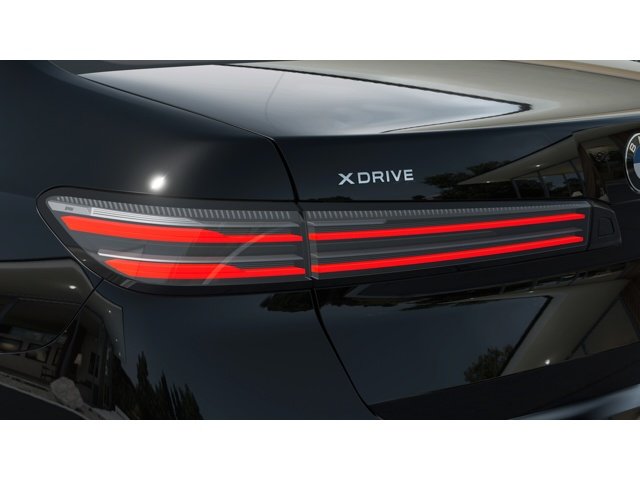 New 2027 Black Sapphire Metallic BMW 740 image 8