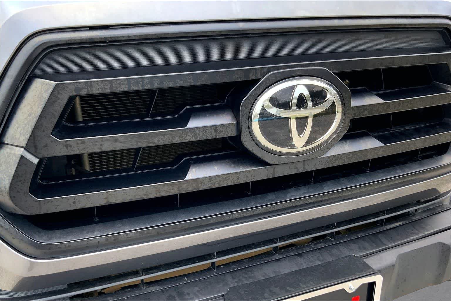 Used 2020 Magnetic Gray Metallic Toyota SR image 29