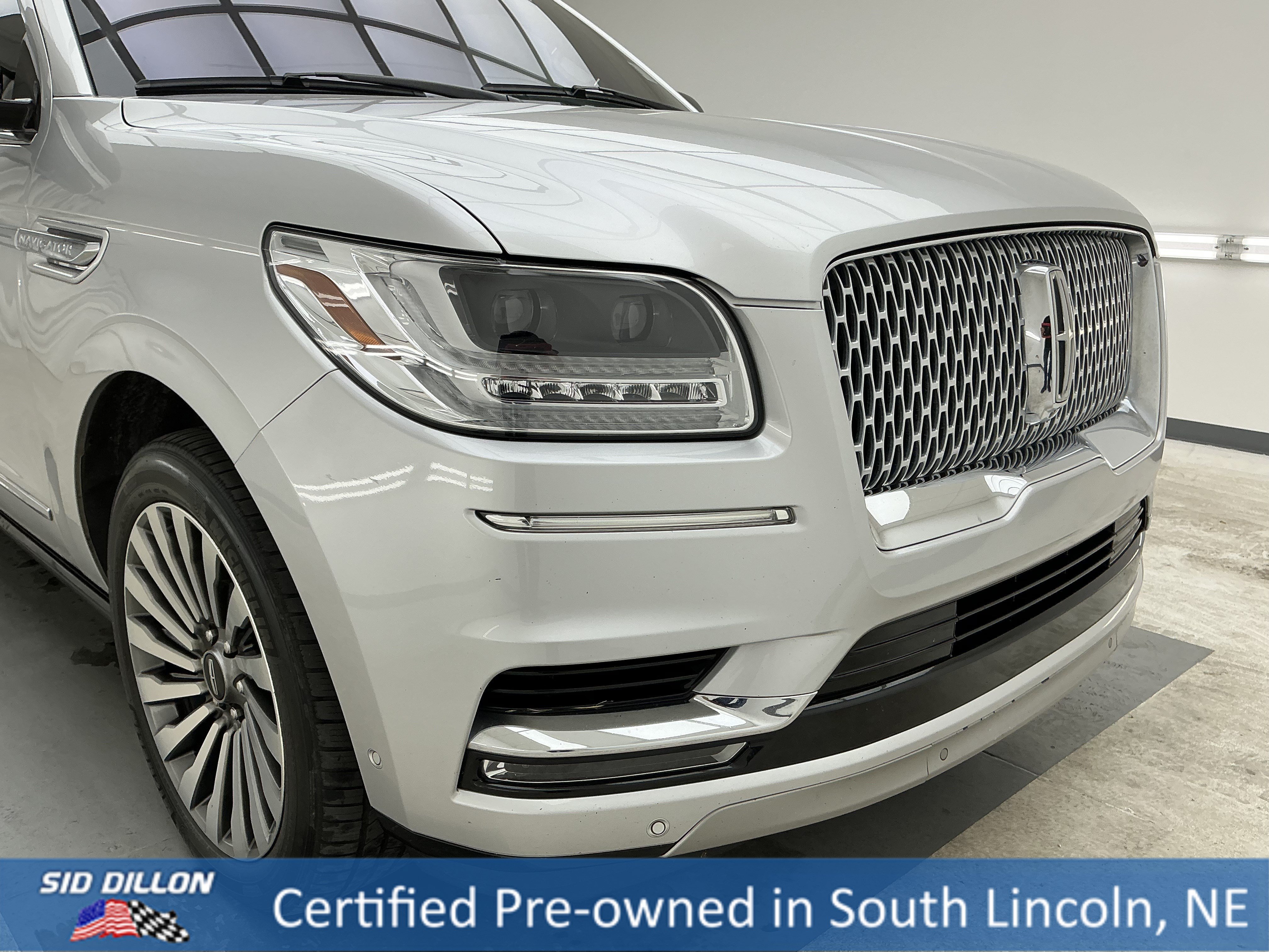 Certified Used 2018 Gray Lincoln Reserve image 27