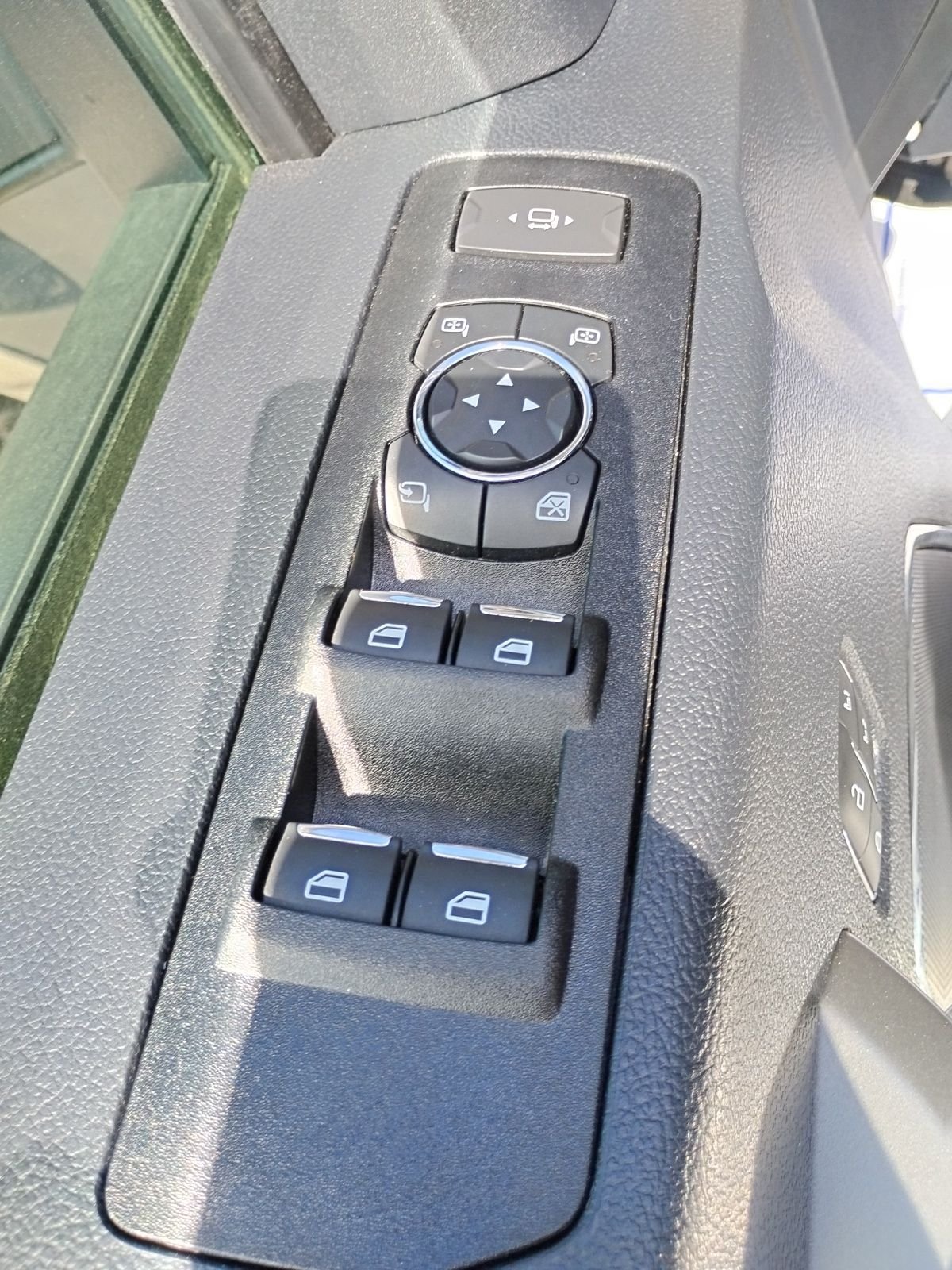 Certified Used 2022 Gray Ford Lariat image 10