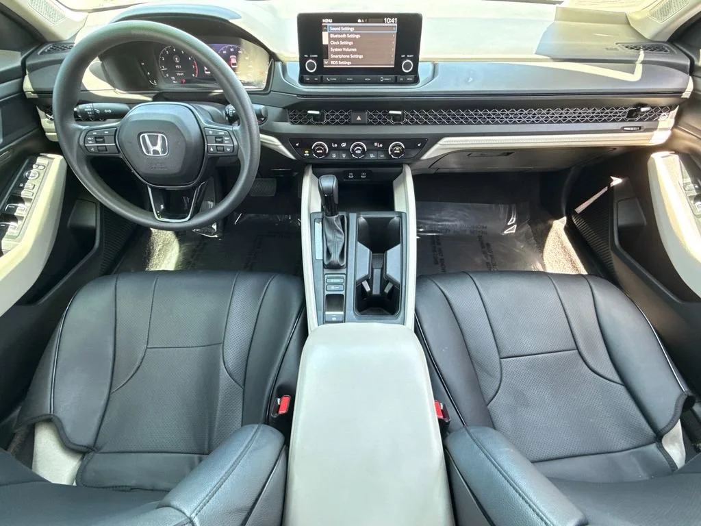 Used 2023 Gray Honda EX image 19