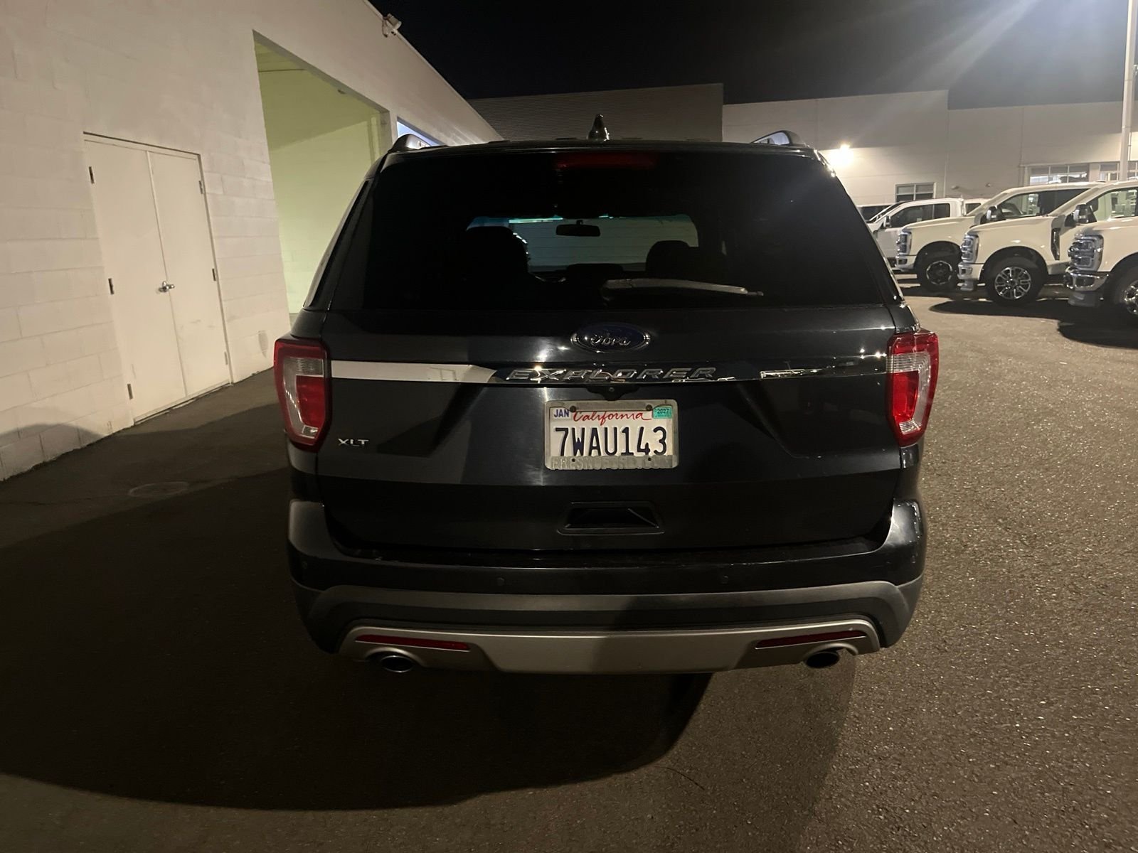 Used 2017  Ford XLT image 6
