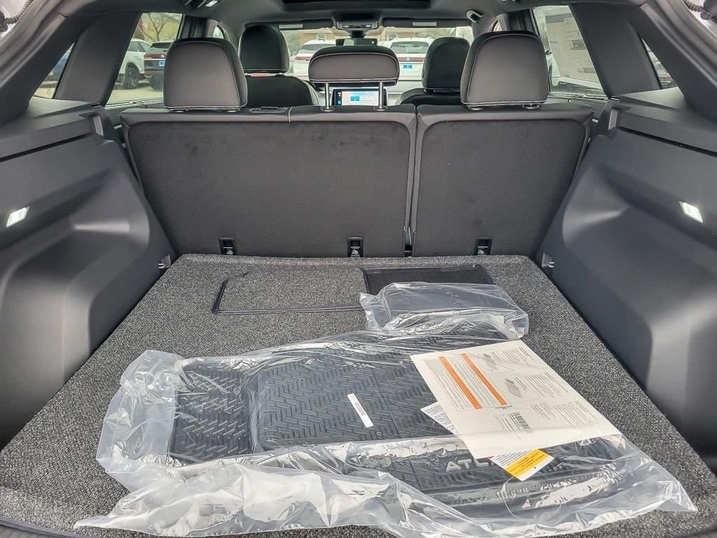 2026 Volkswagen Atlas Cross Sport SE w/Tech - Photo 18