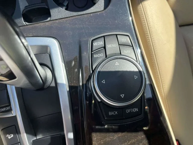 Used 2015 Beige BMW 528i xDrive image 31