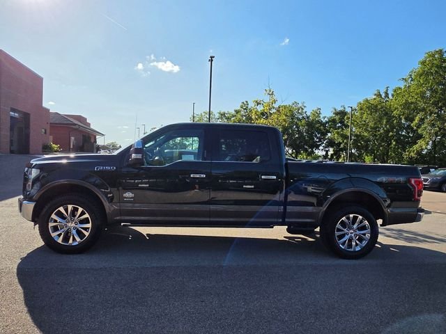 Used 2015  Ford King Ranch image 4