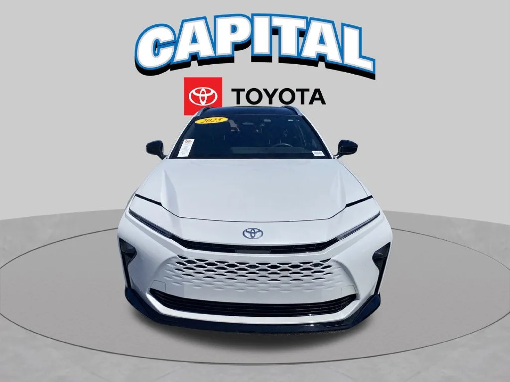 Used 2025 White Toyota Limited image 20