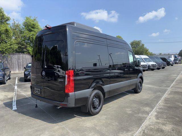 New 2025 Obsidian Black Metallic Mercedes-Benz 144" WB Passenger image 16