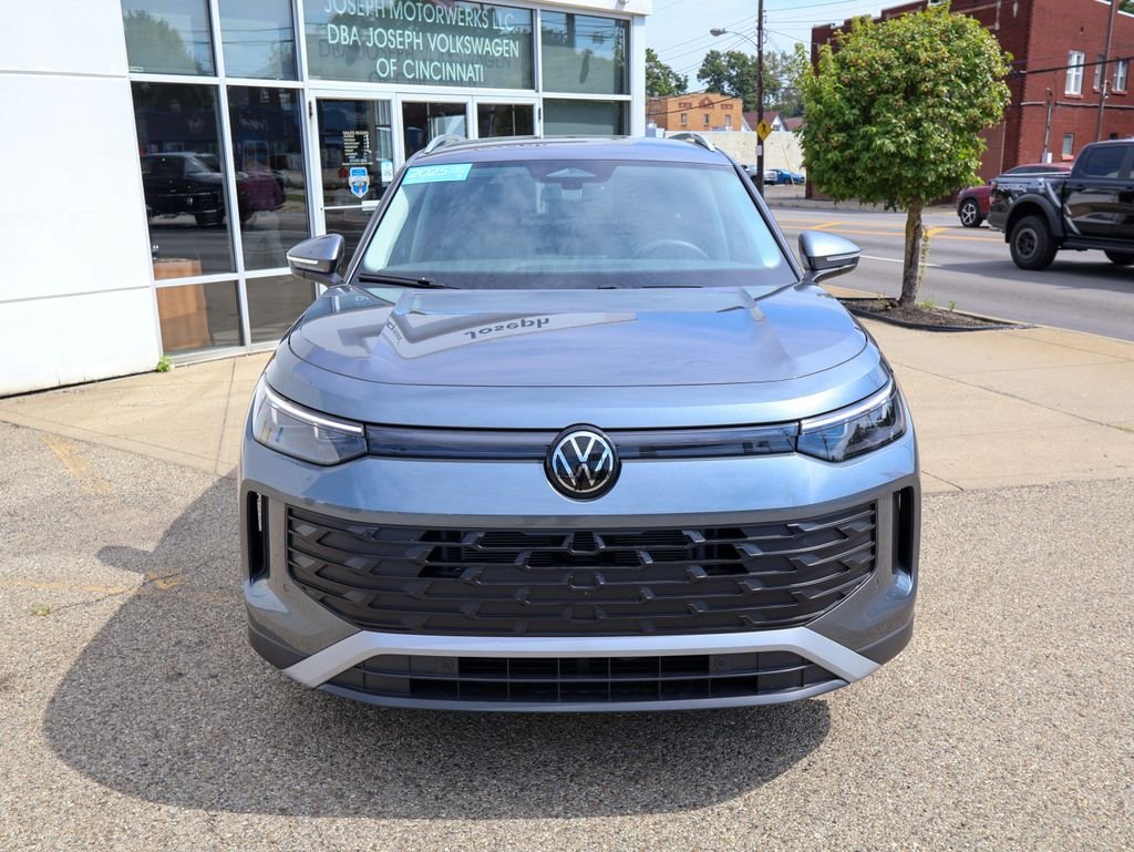 Certified Used 2025 Gray Volkswagen 2.0T S image 8