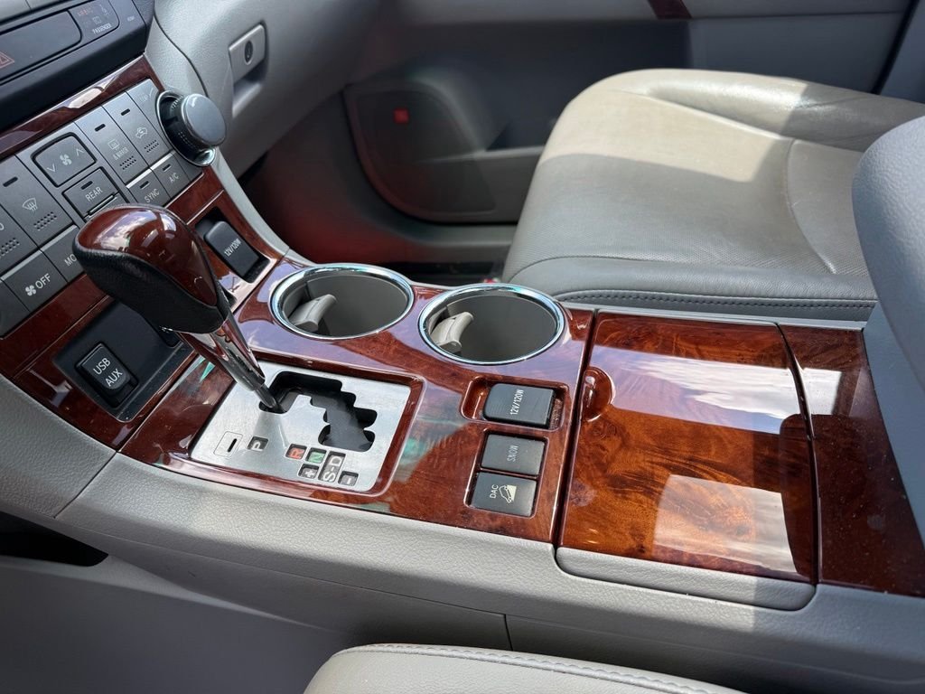 Used 2012 Classic Silver Metallic Toyota Limited image 16