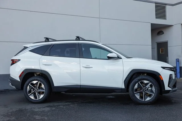 New 2026 White Pearl Hyundai SEL image 2