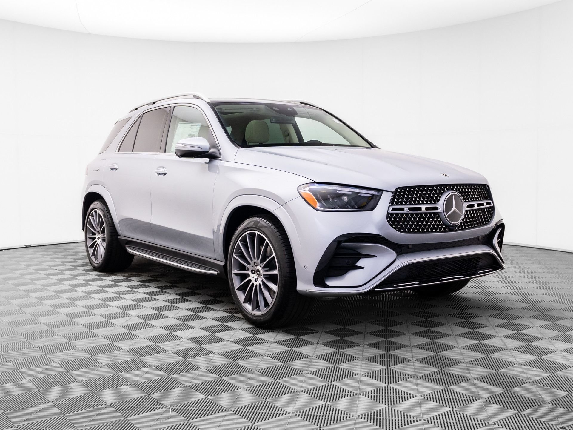 New 2026 Cirrus Silver Metallic Mercedes-Benz GLE 350 image 7