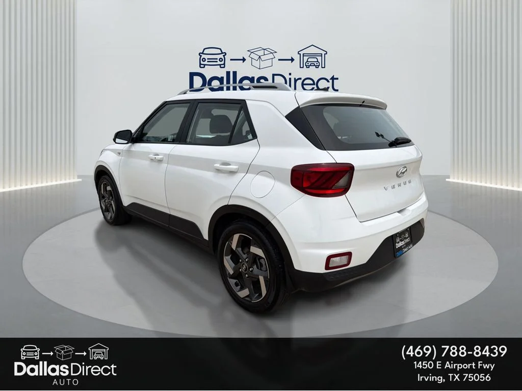 Used 2024 Lunar White Hyundai SEL image 8