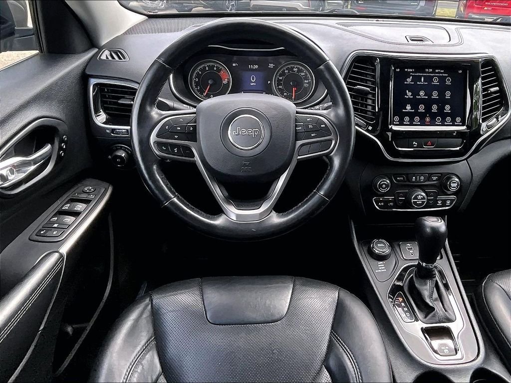 Used 2020 Gray Jeep Limited image 17