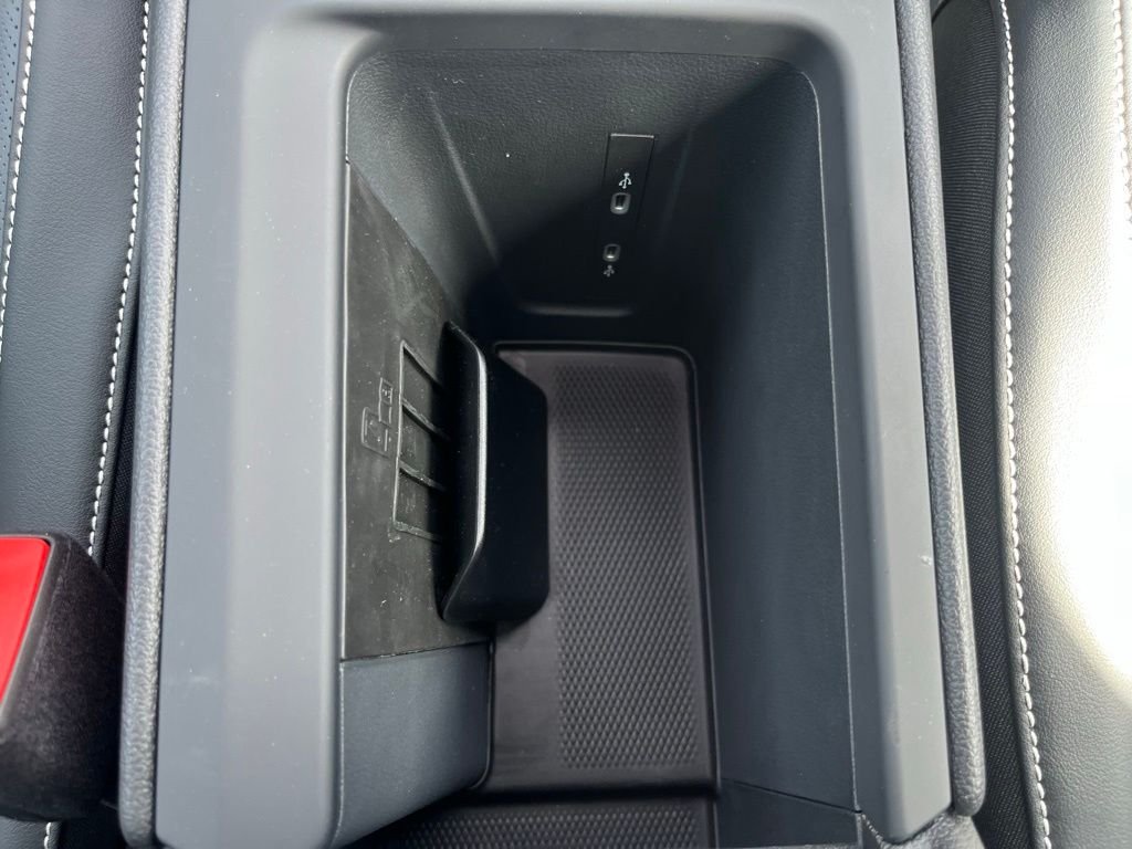 New 2026 White/off-white Volkswagen 2.0T SE R-Line Black image 14
