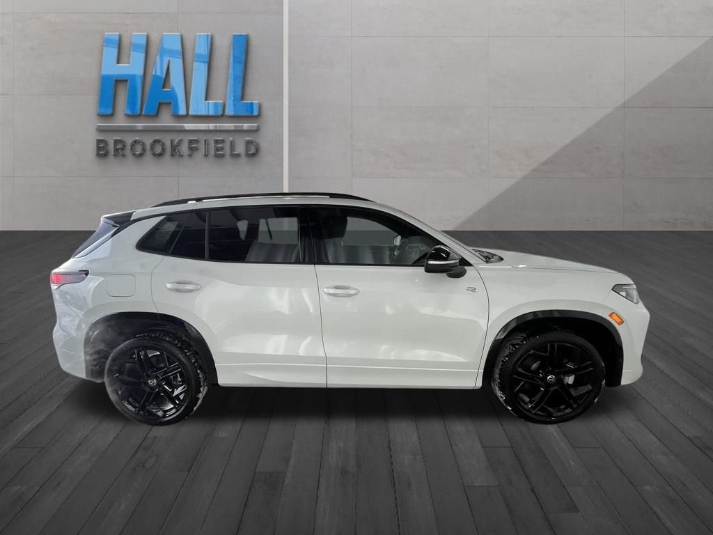 2026 Volkswagen Tiguan SE R-LINE BLACK - Photo 6