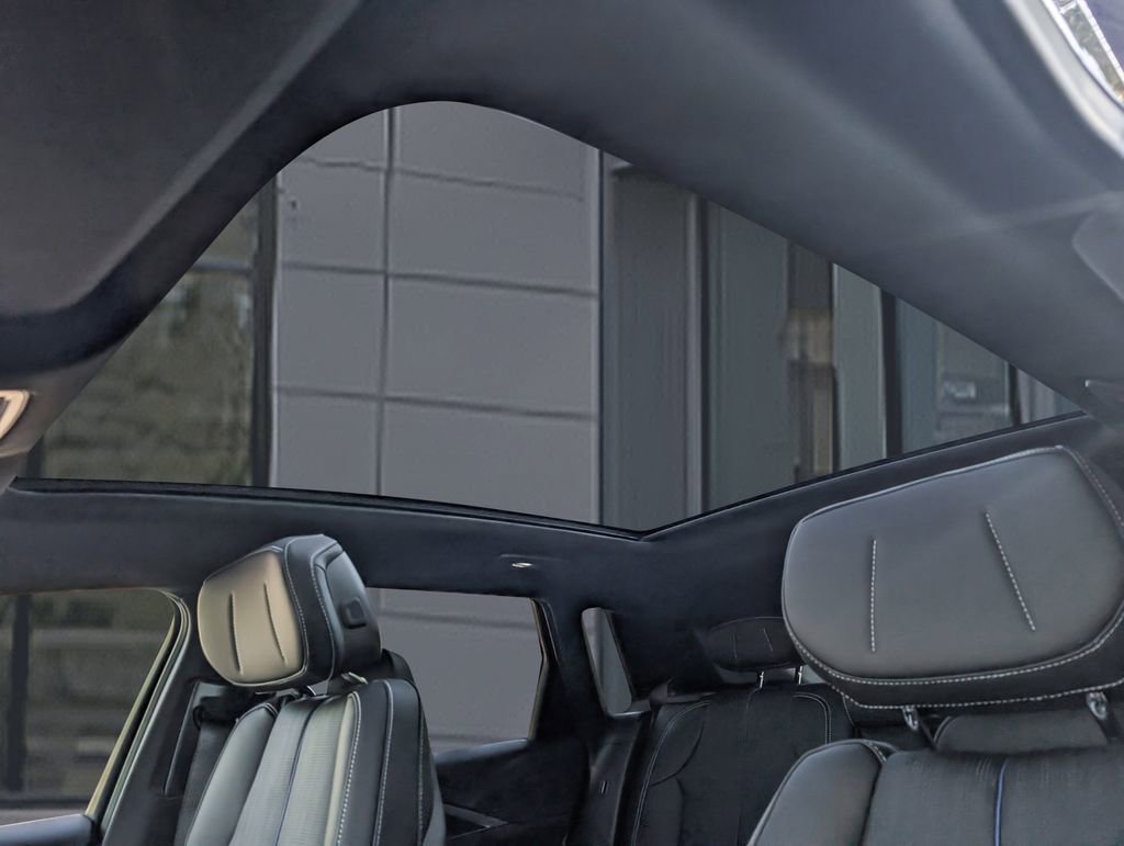 2026 Cadillac LYRIQ Sport - Photo 12