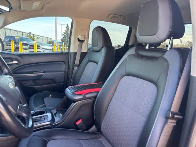 Used 2022 Red Chevrolet Z71 image 10