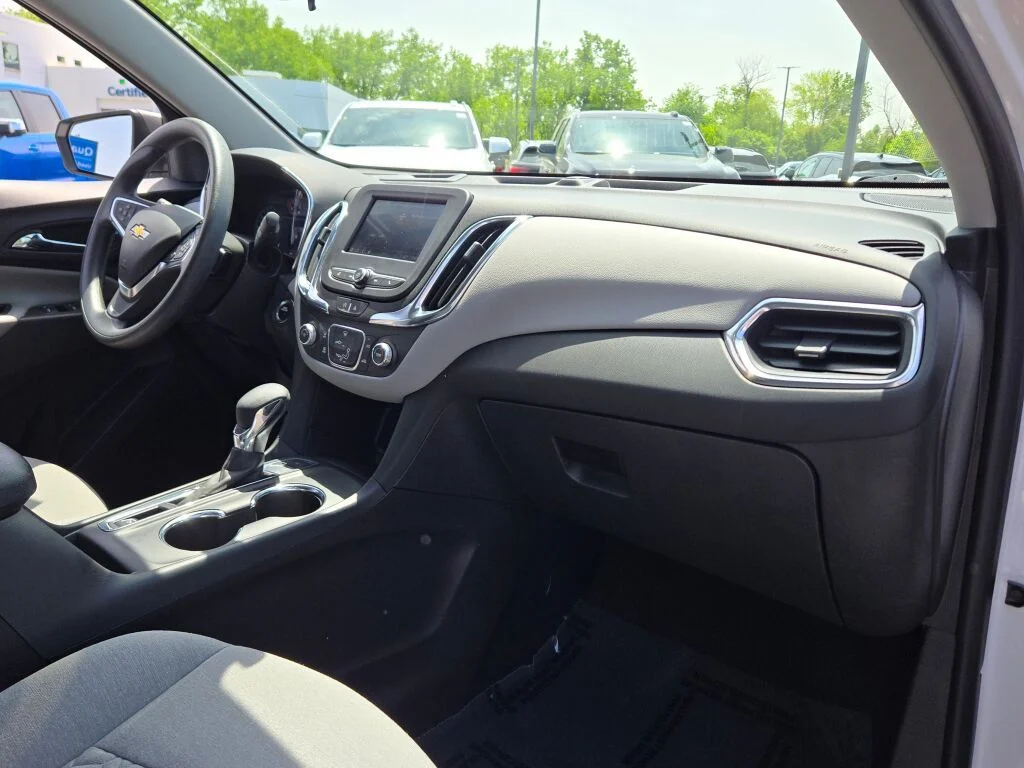 Used 2024 White Chevrolet LS image 7