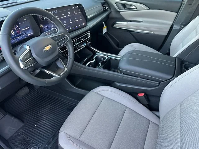 2026 Chevrolet Traverse LT - Photo 10