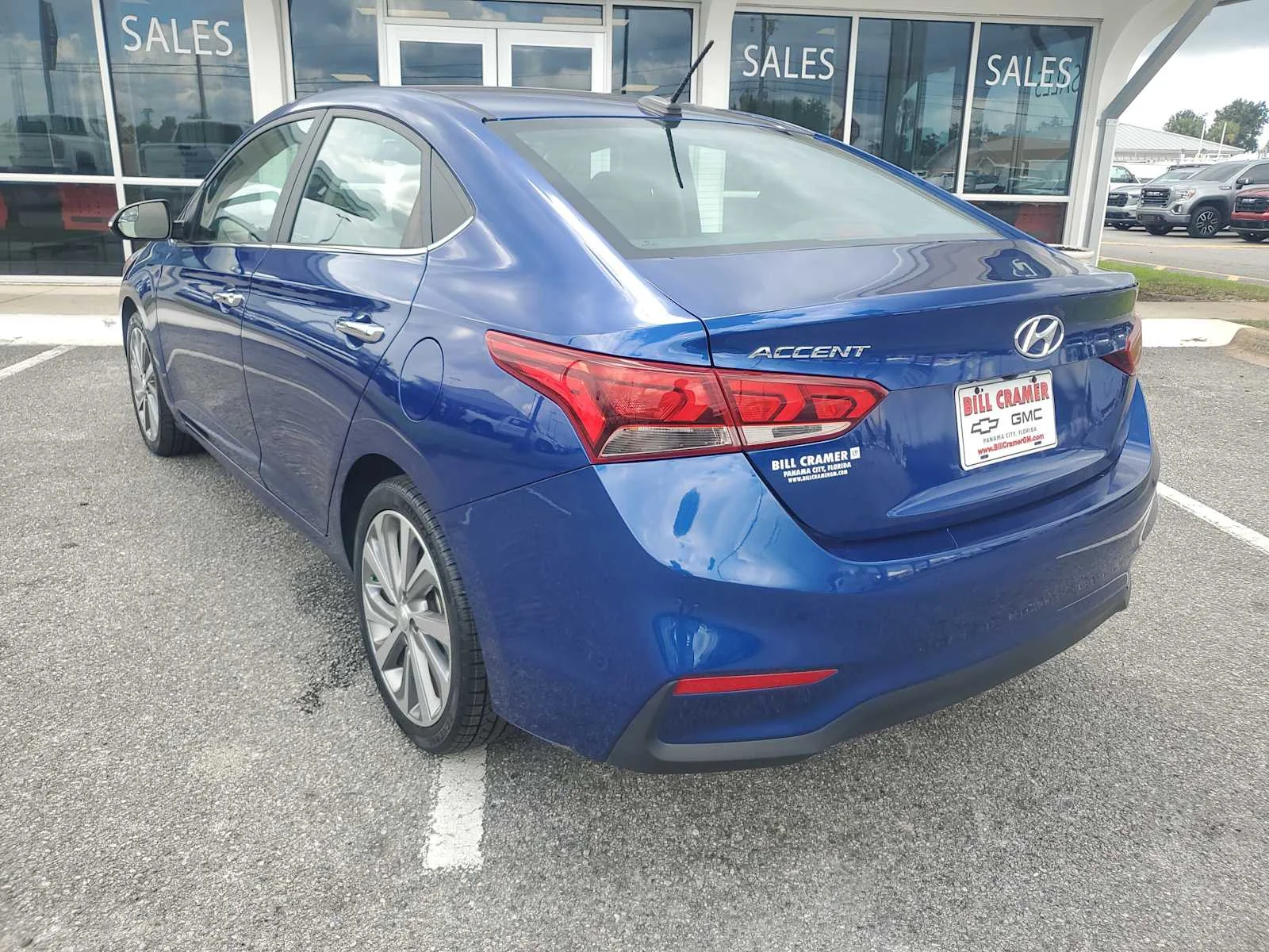 Used 2022  Hyundai Limited image 3