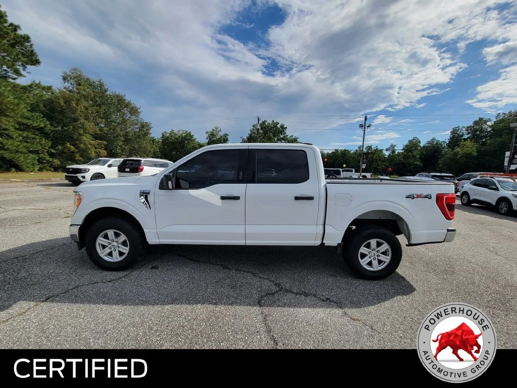 Used 2021 White Ford XLT image 3