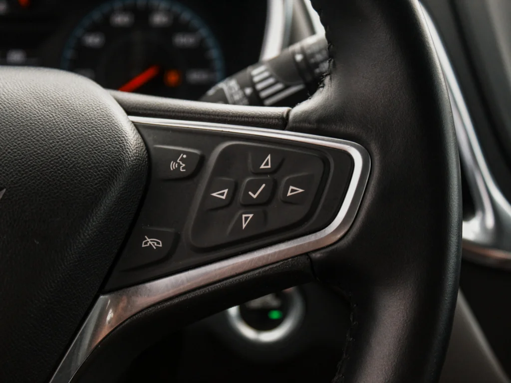 Used 2018 Iridescent Pearl Tricoat Chevrolet LT image 14