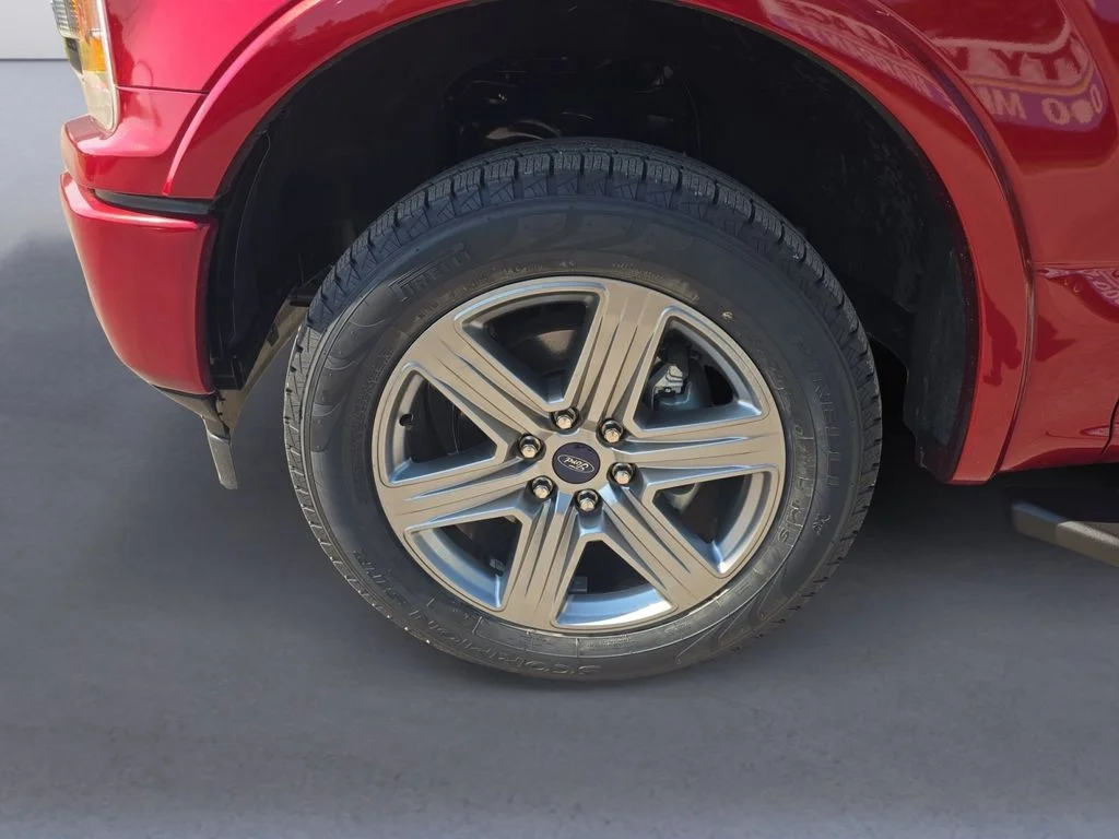 Used 2019 Ruby Red Metallic Tinted Clearcoat Ford XLT image 10