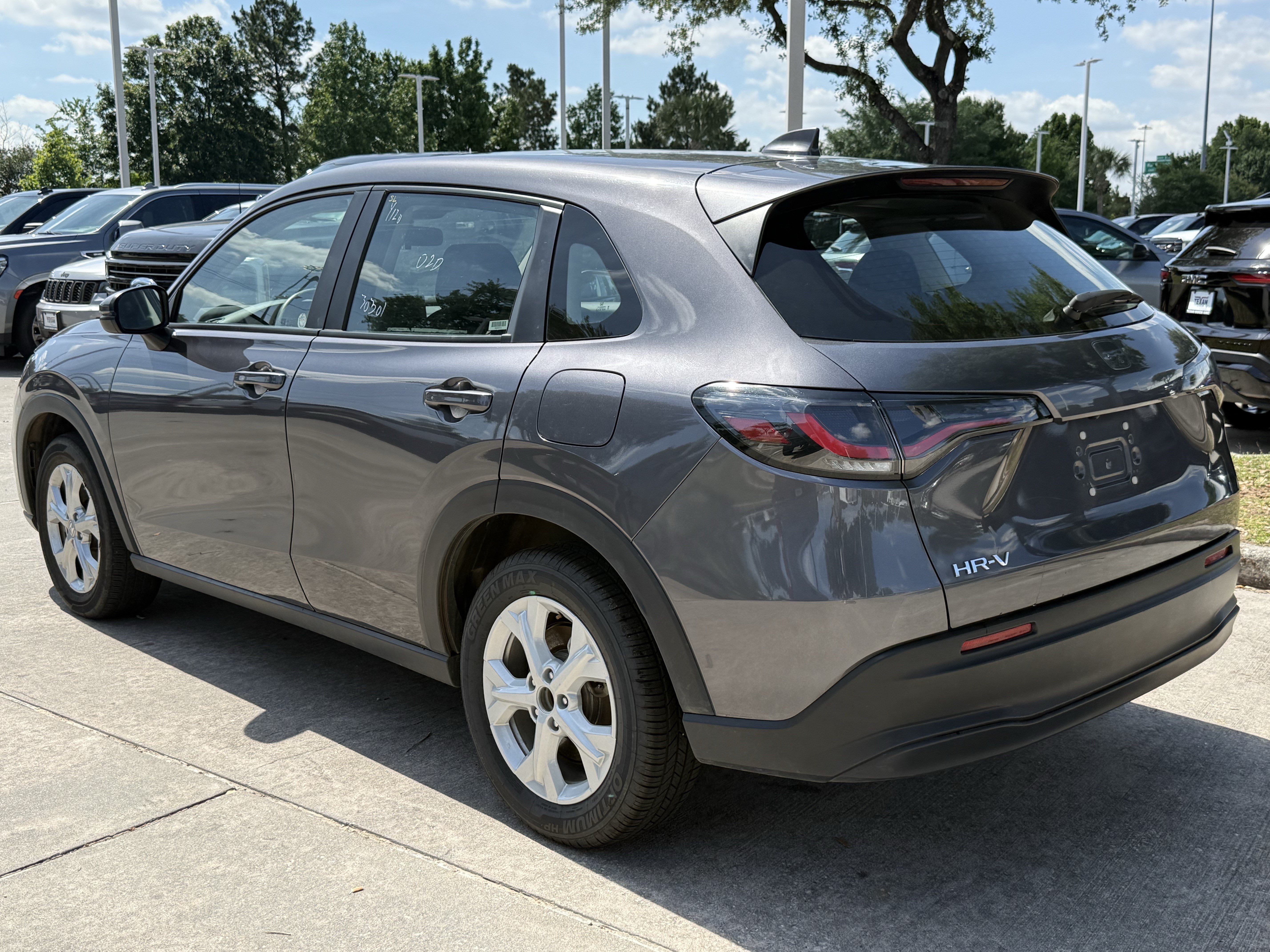 2025 Honda HR-V LX - Photo 6