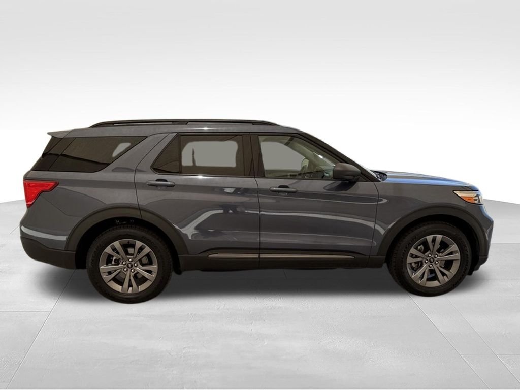 Used 2021 Blue Metallic Ford XLT image 7