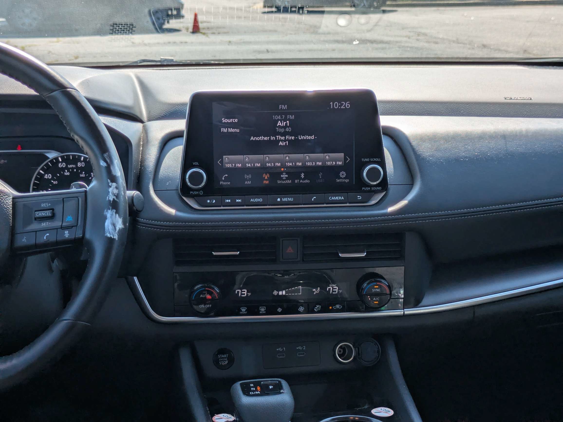 Used 2025  Nissan SV image 15