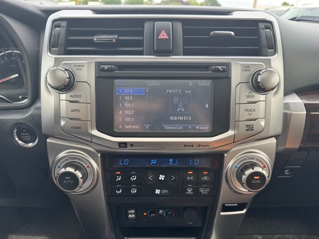 Used 2019  Toyota Limited image 13