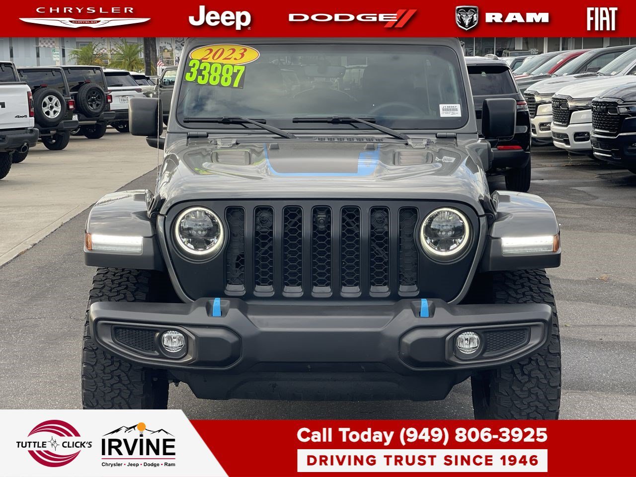 Used 2023 Sting-Gray Clearcoat Jeep Rubicon image 2