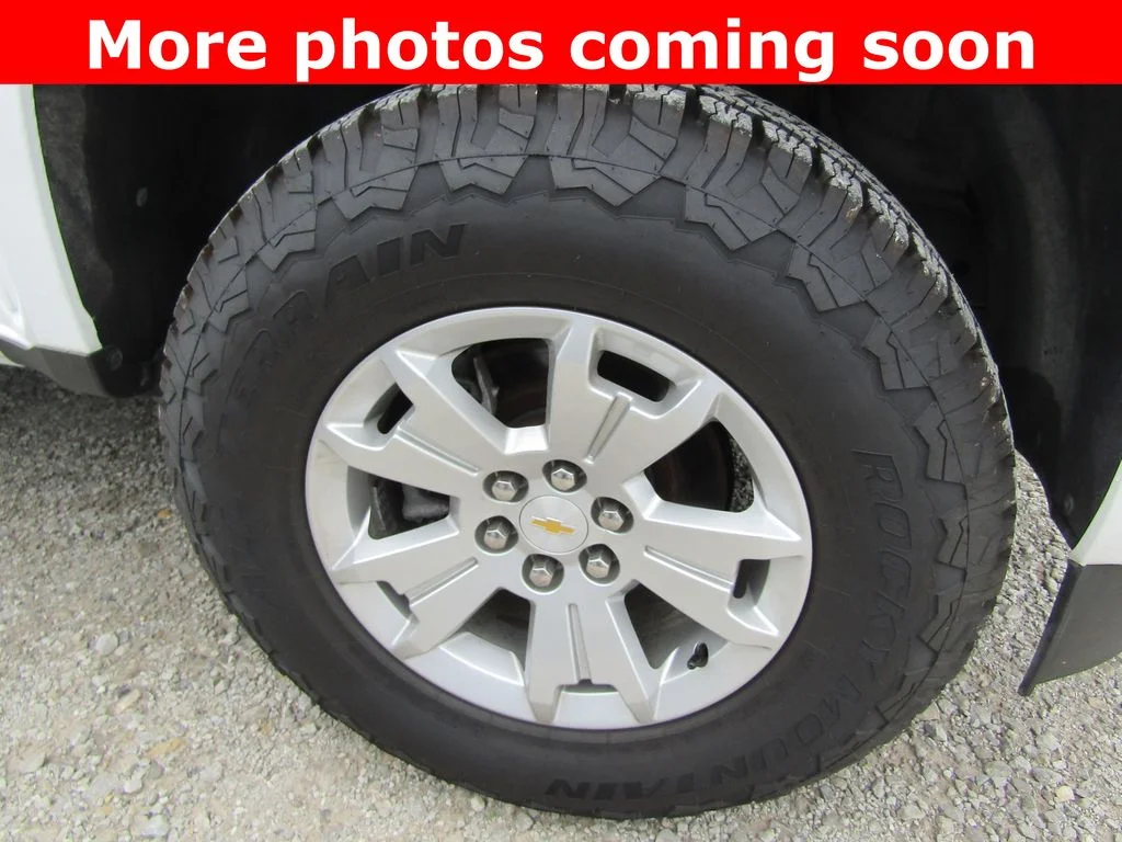 Used 2021 Summit White Chevrolet LT image 9