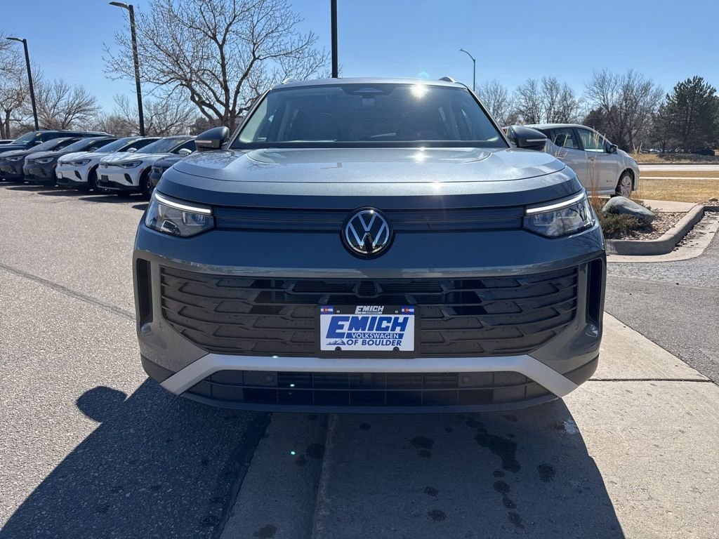 New 2026 Platinum Gray Metallic Volkswagen 2.0T SE image 8