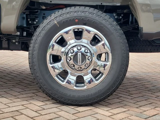 New 2026 Gray Ford Lariat image 8