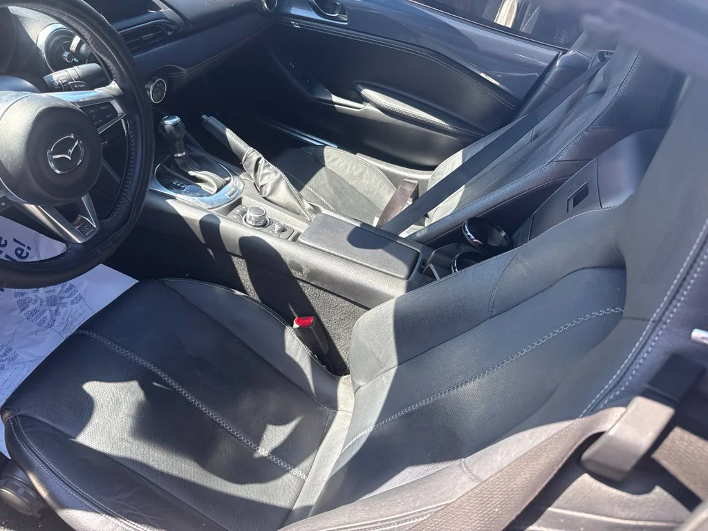 Used 2021 Gray Mazda Grand Touring image 3