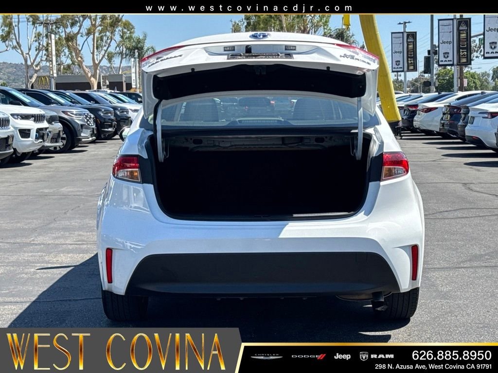 Used 2024 White Toyota LE image 16