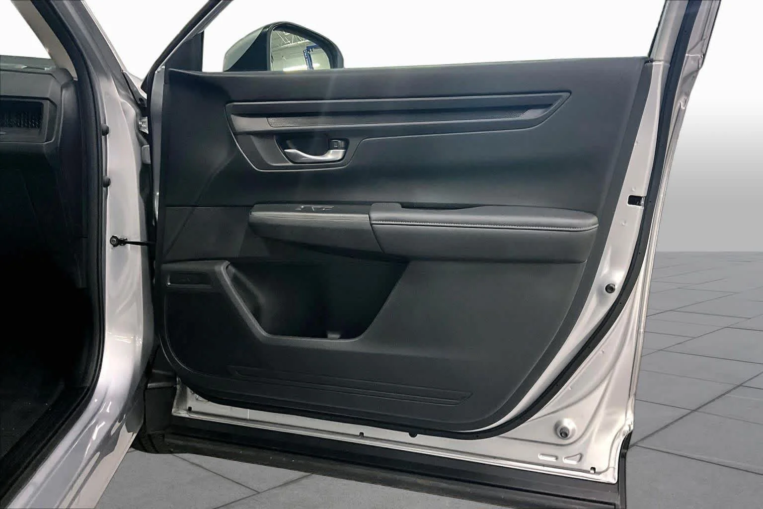 Used 2024 Lunar Silver Metallic Honda EX image 21