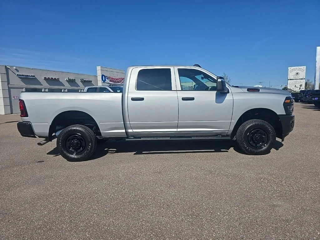 2026 RAM 2500 Tradesman - Photo 9